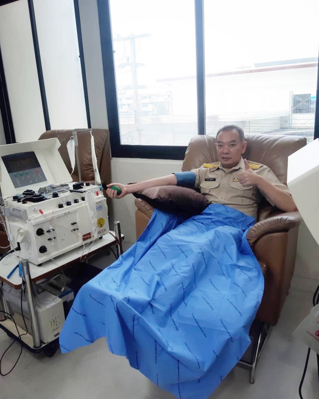 ﻿สำนักงานบังคับคดีจังหวัดมหาสารคาม เข้าร่วมบริจาคโลหิตเฉลิมพระเกียรติแด่พระบรมวงศานุวงศ์ทุกพระองค์